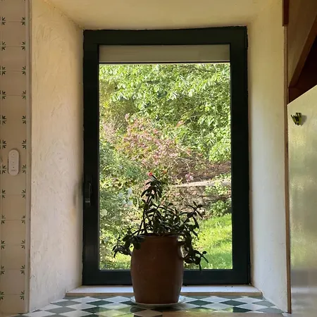La Maison Au Bord De L'eau